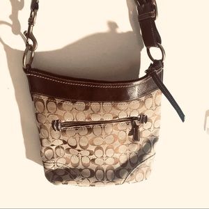 Coach Crossbody Messenger Signature bag